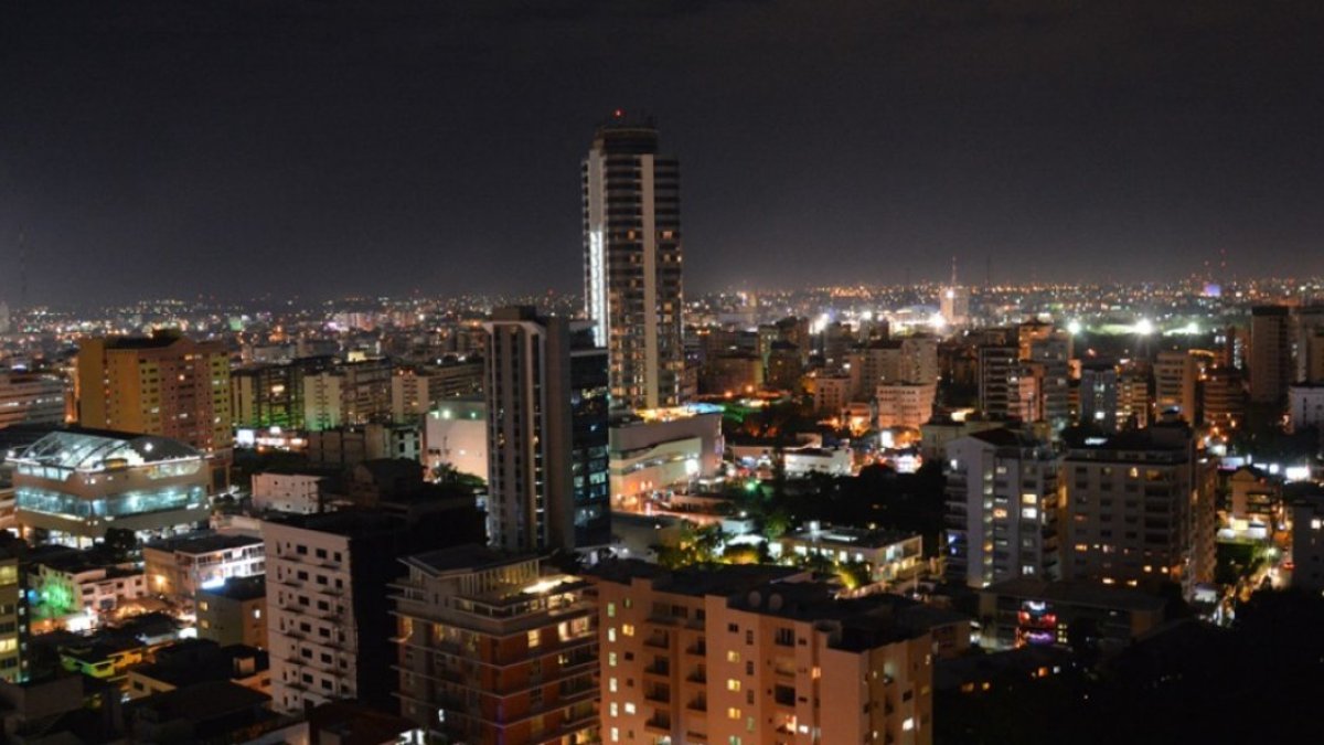 El apagón afectó varios servicios de transporte y otras dependencias del Estado