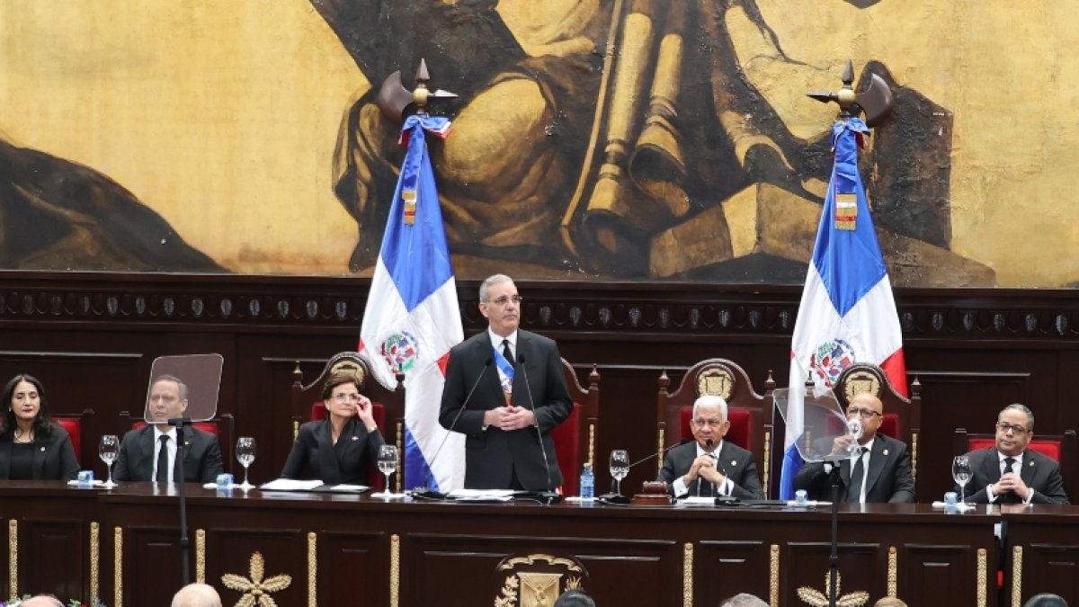 El presidente Luis Abinader ante la Asamblea Nacional.