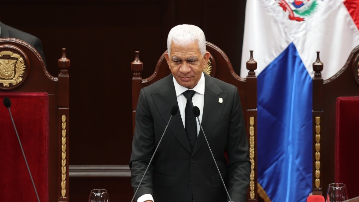 Ricardo de los Santos dijo en el discurso,  que si pierde a sus amigos, le queda su conciencia. hoy/José de León