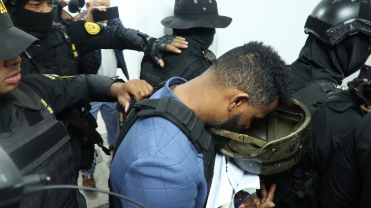 Fiscal Aurelio Valdez Alcántara es llevado a corte