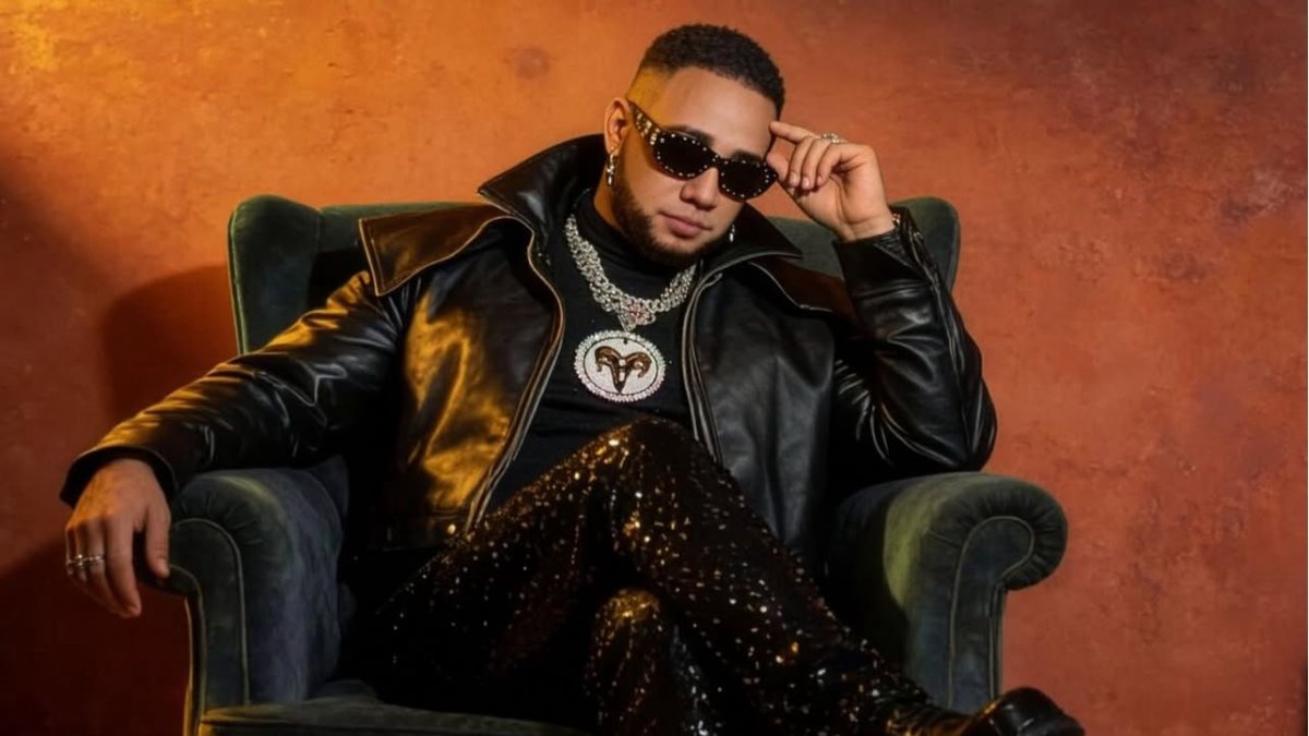 Elvis Martínez llevará su bachata romántica al Parque Central de Santiago este 4 de julio