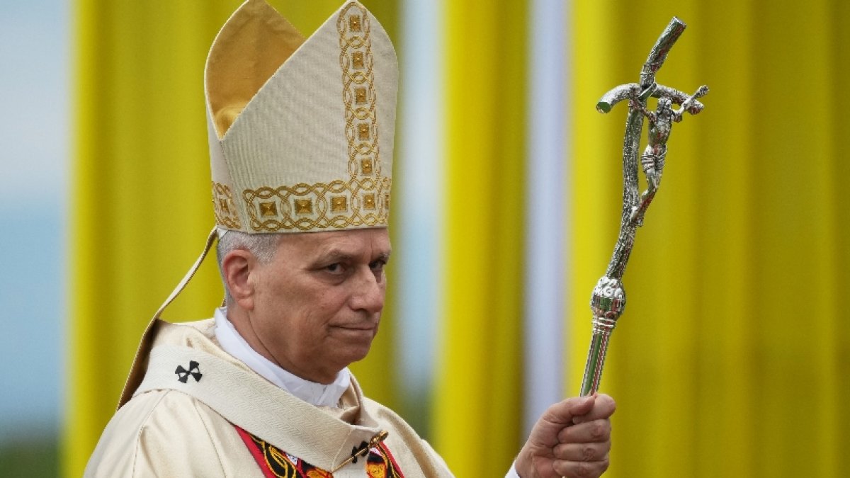 Afirma el papa León XIV “unos pocos tiranos destruyen el mundo”