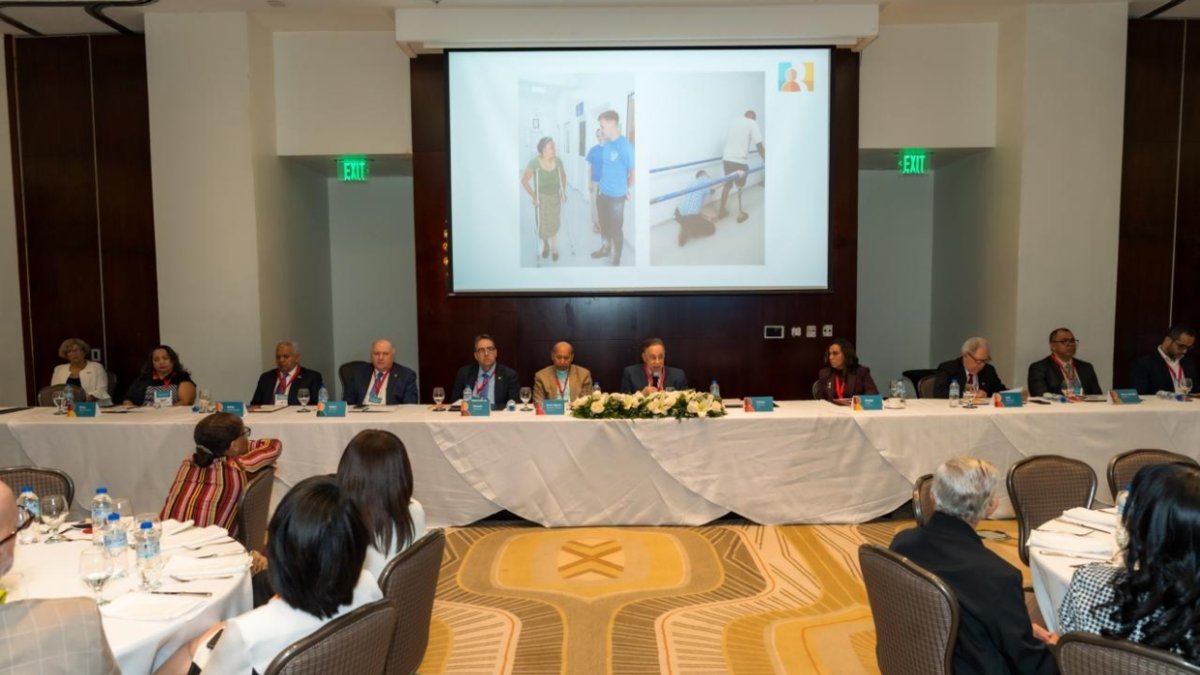 Miembros de la Junta Directiva de Rehabilitación durante la 62 Asamblea Ordinaria.