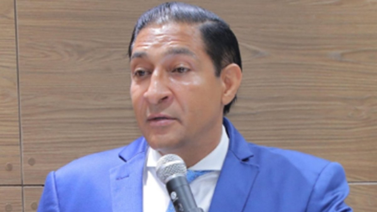 Iván Gatón prevé recesión global por estrecho Ormuz