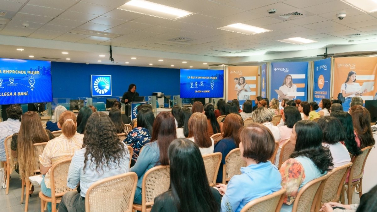 Banco Popular apoya emprendedoras Baní