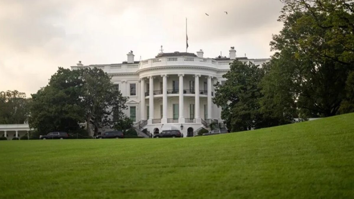 Trump tienen intensiones de construir un helipuerto.