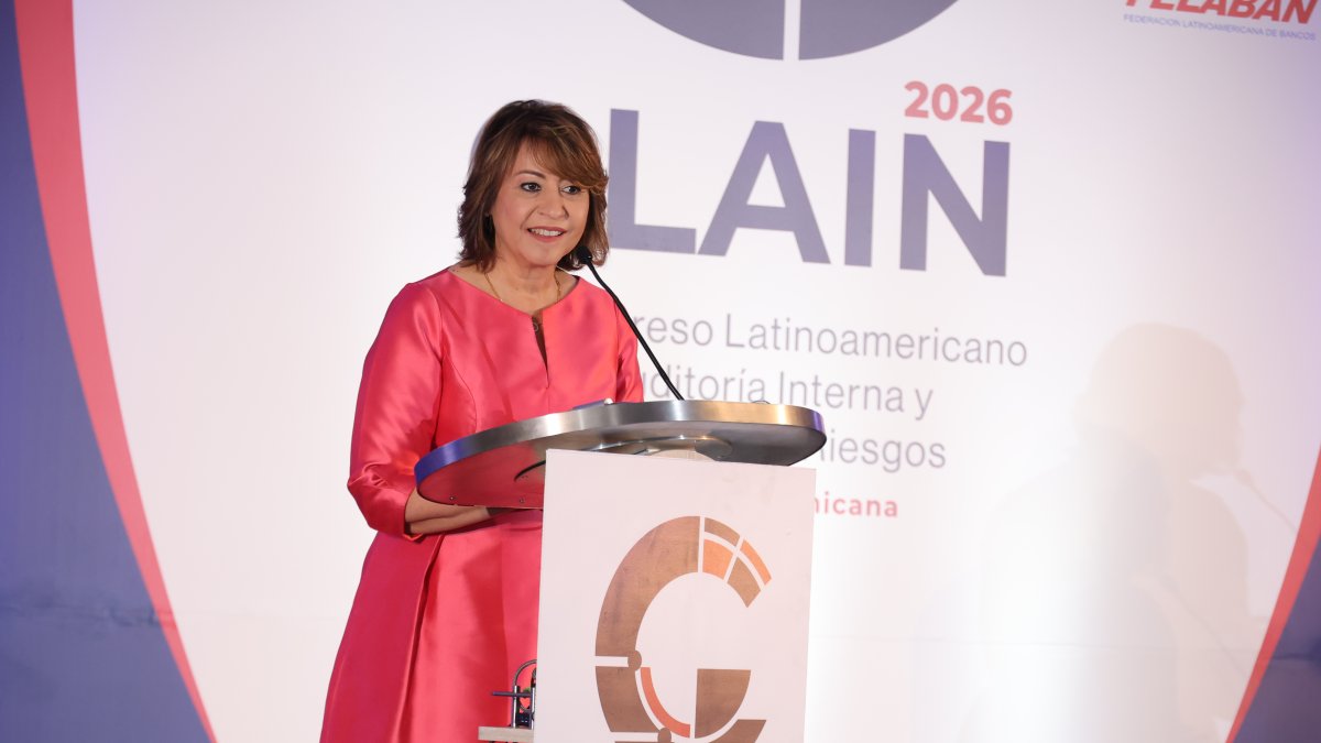 Auditoría interna bancaria con inteligencia artificial