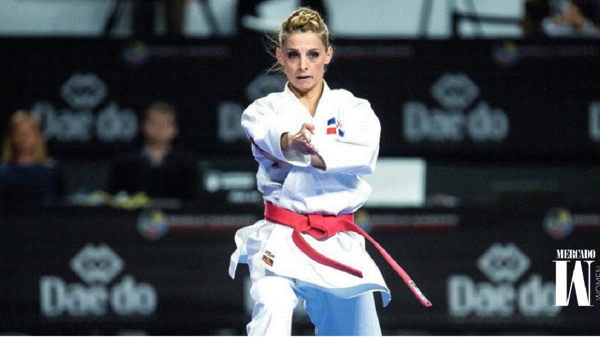 María Dimitrova conquista oro en Panam de Karate en Brasil