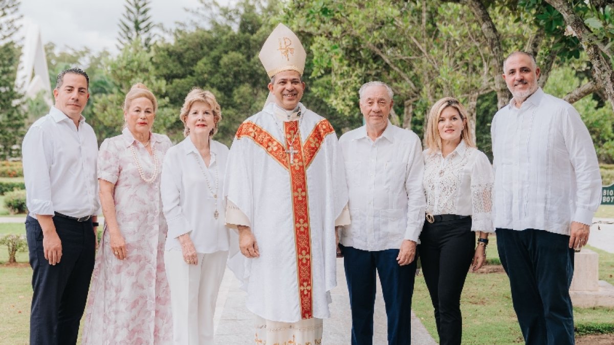 Celebran solemne eucaristía en honor a las madres