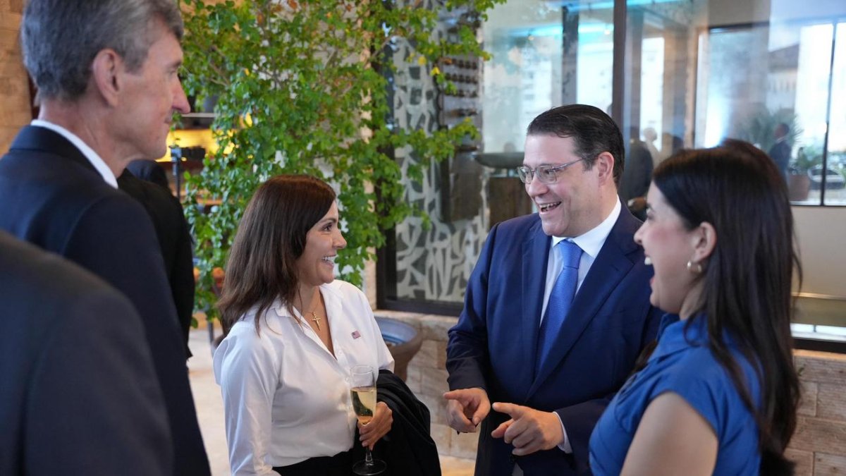 MICM explica las oportunidades de inversión en RD a embajadores