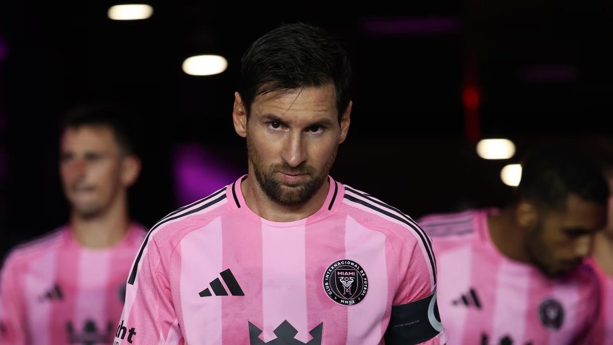 Ozuna, Pitbull y un homenaje a Messi: los estrenos latinos d