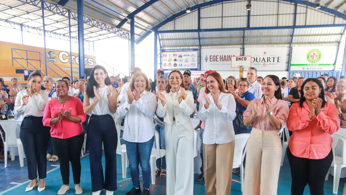 Supérate beneficia a más de 38 mil familias en Valverde y Sa