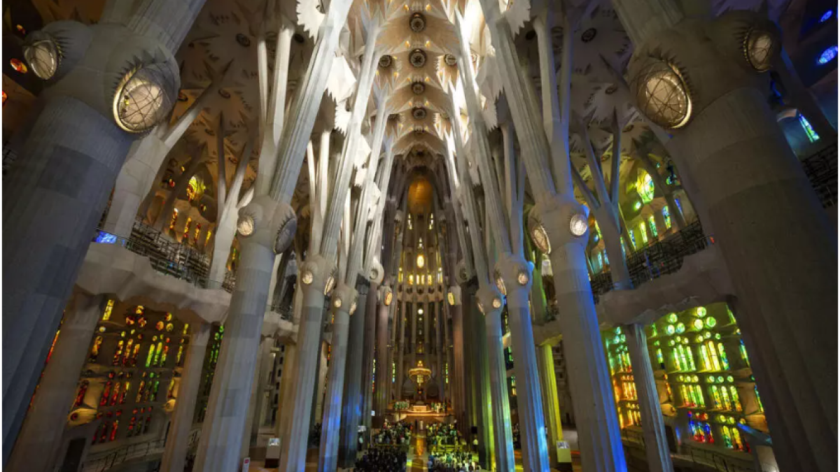 La Sagrada Familia y más de un siglo de construcción: ¿cuánd