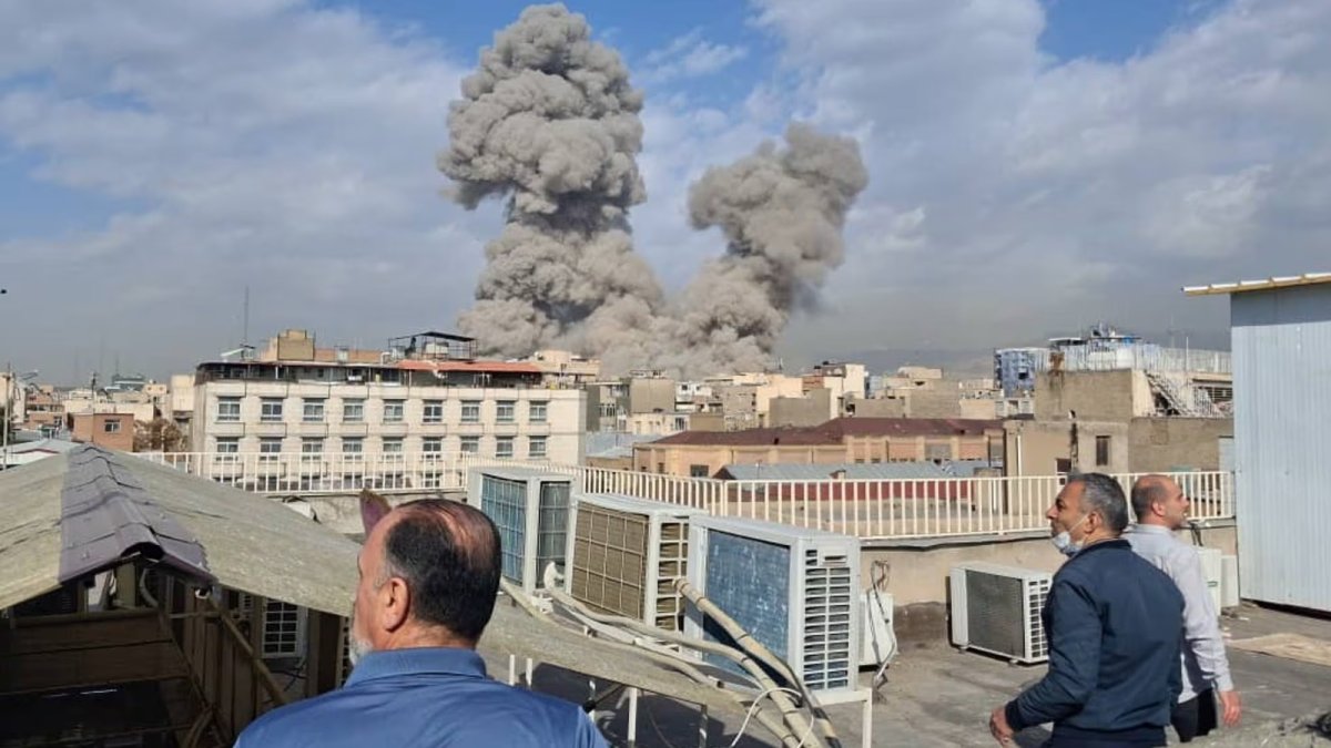 Registran explosiones en Irán después de que EE.UU. anunciar