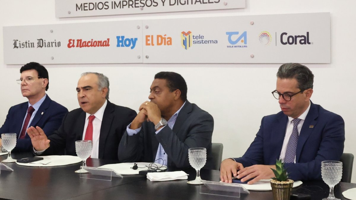 Empresarios aspiran sean eliminadas trabas persisten y retom