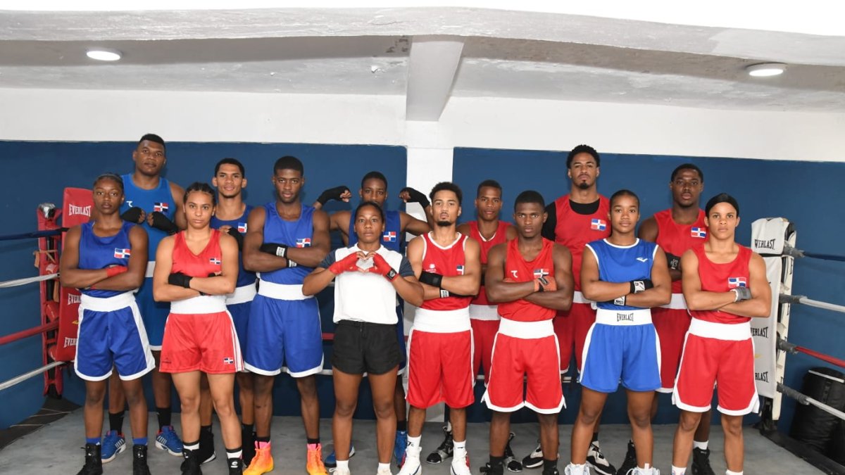 Boxeadores olímpicos dominicanos calientan los guantes para 