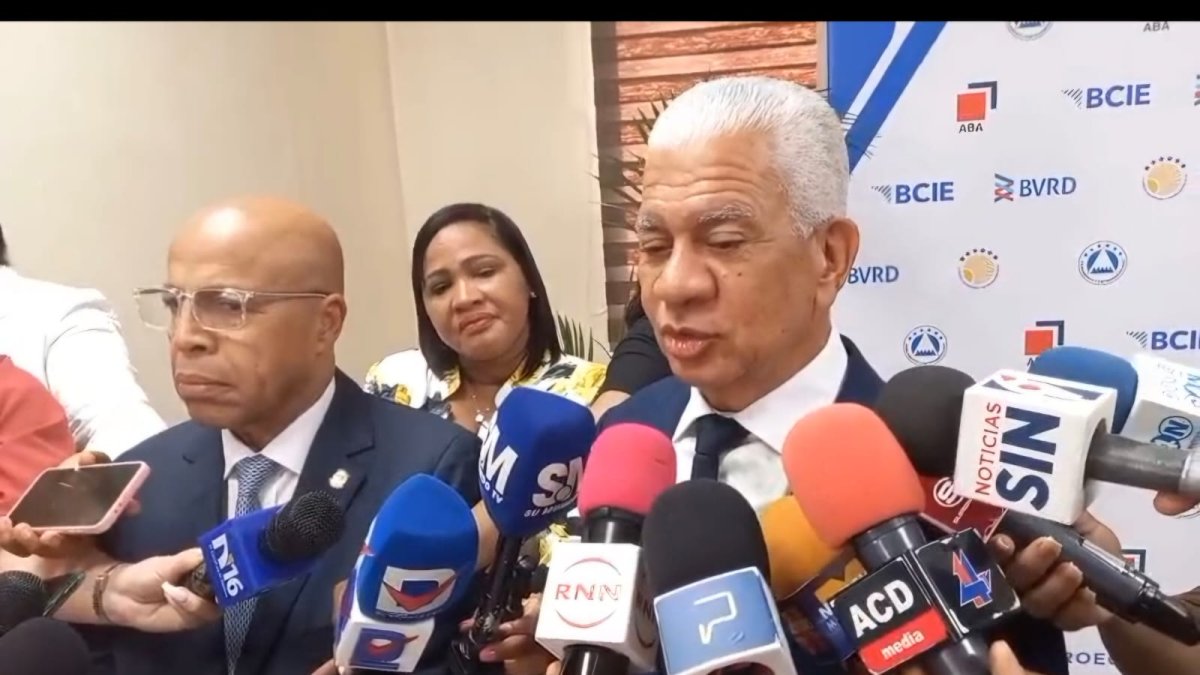 Ricardo de los Santos, presidente del Senado