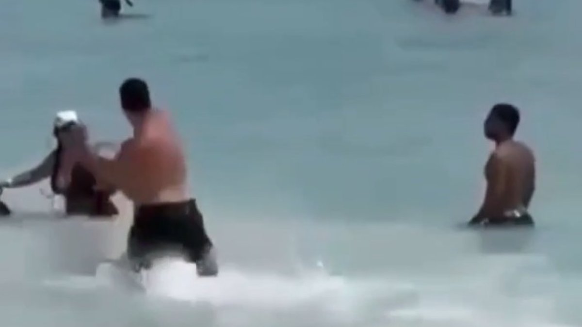 Turista agrede a dos mujeres en playa de isla Saona y causa indignación