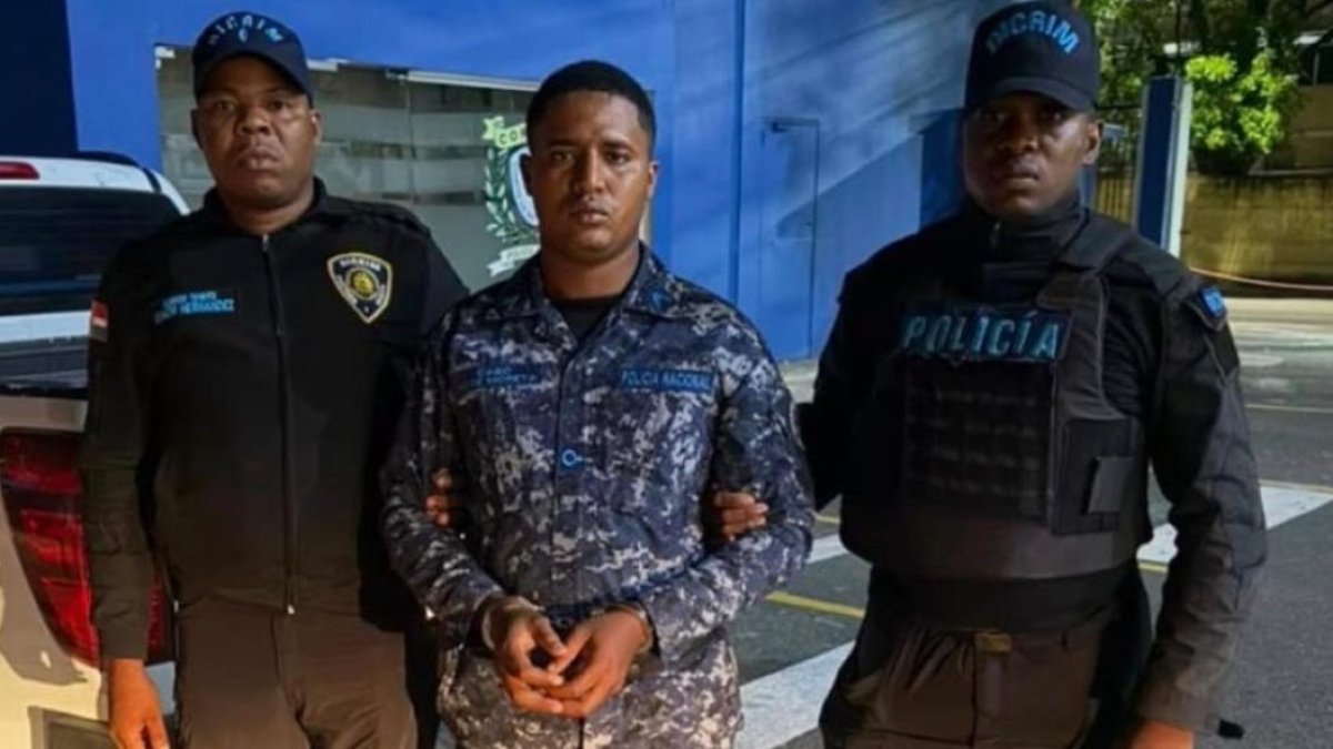 El policía señalado de matar a Darlin Mercado.