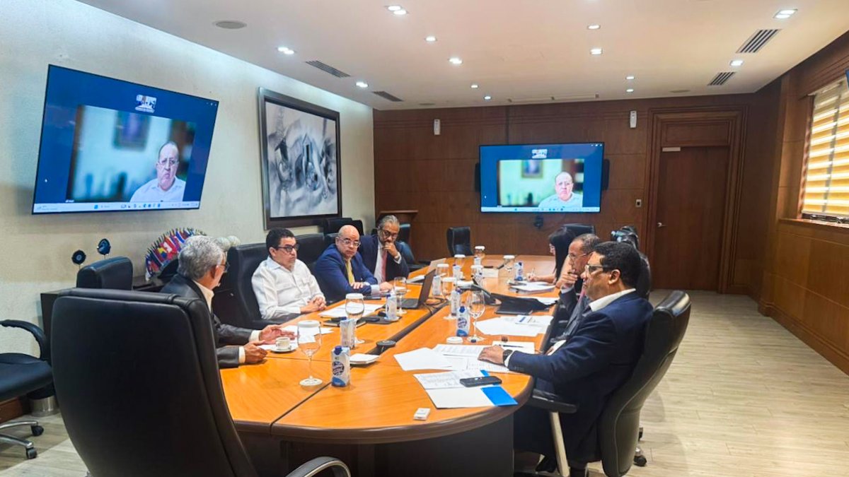 Implementación de la Ley 16-26 para pagos a contratistas del Estado