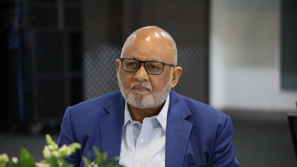 Roberto Fulcar propone nuevo paradigma educativo en la Consulta Nacional