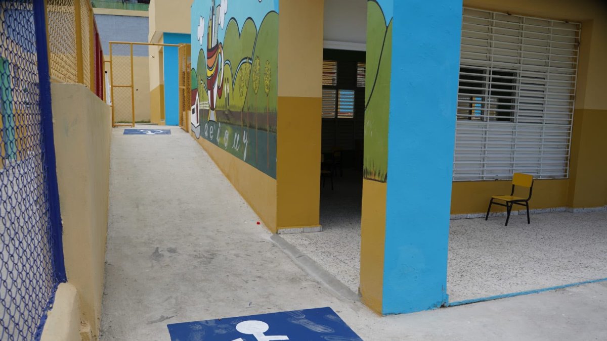 Año escolar 2026-2027 arranca el 24 de agosto con 77 aulas nuevas