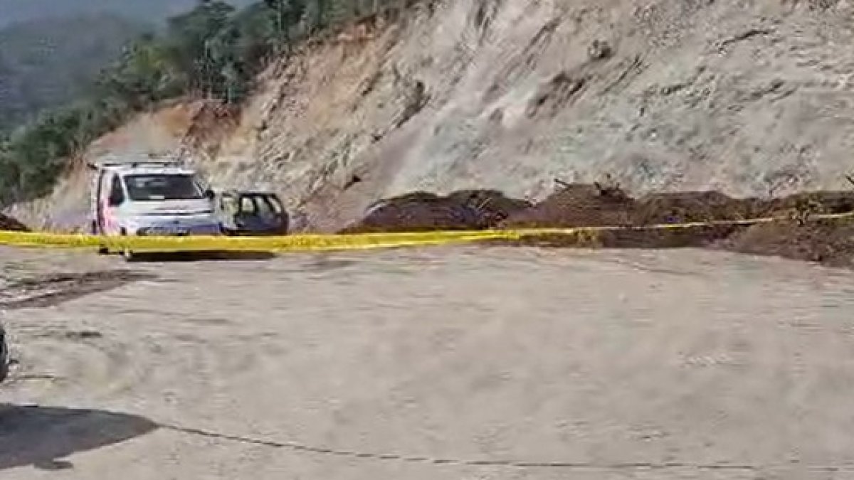 El cadáver fue localizado próximo a un automóvil marca Chevrolet, que también quedó totalmente calcinado y que, según sus características, utilizaba GLP como combustible.