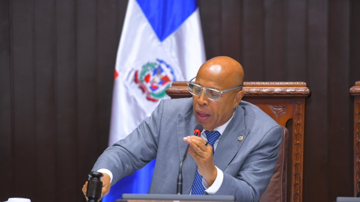 Diputados reconocen a atletas dominicanos por 150 medallas en juegos centroamericanos