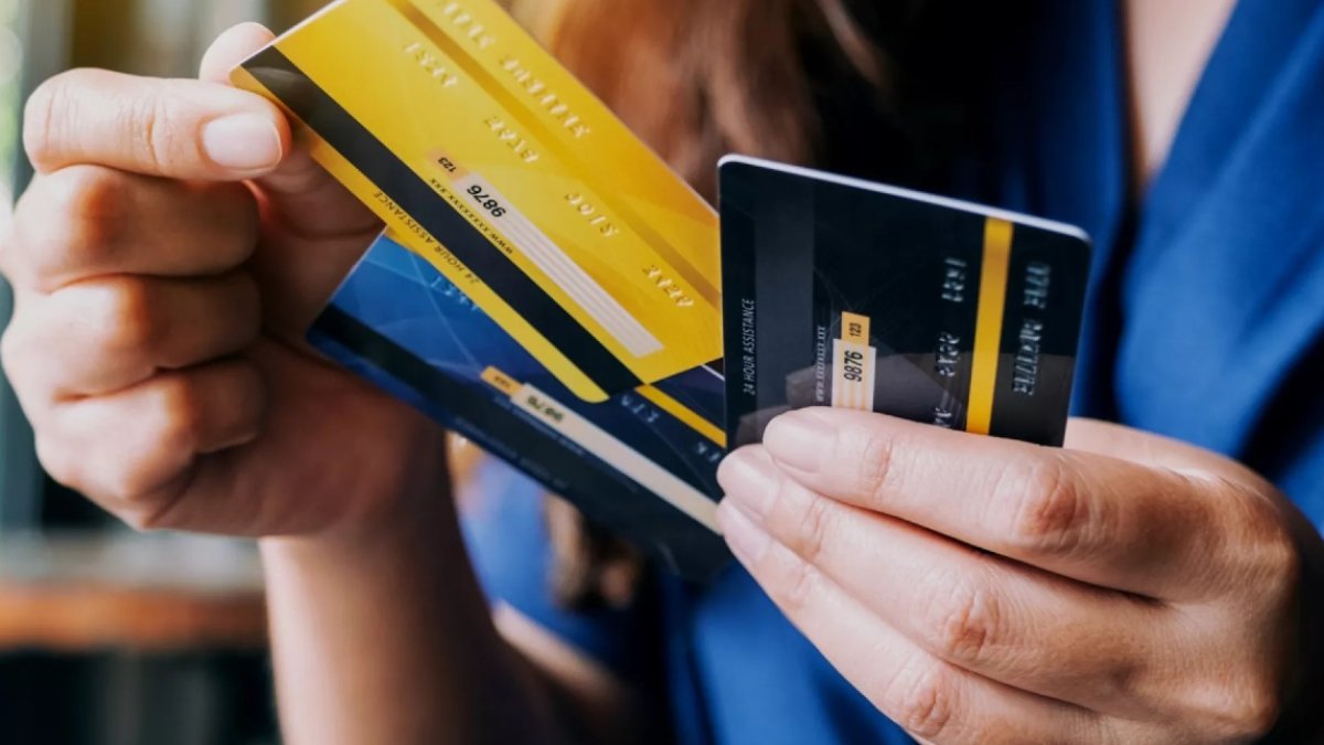 Comparación de costos en tarjetas de crédito