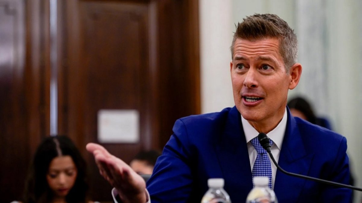 El secretario de Transporte de Estados Unidos, Sean Duffy
