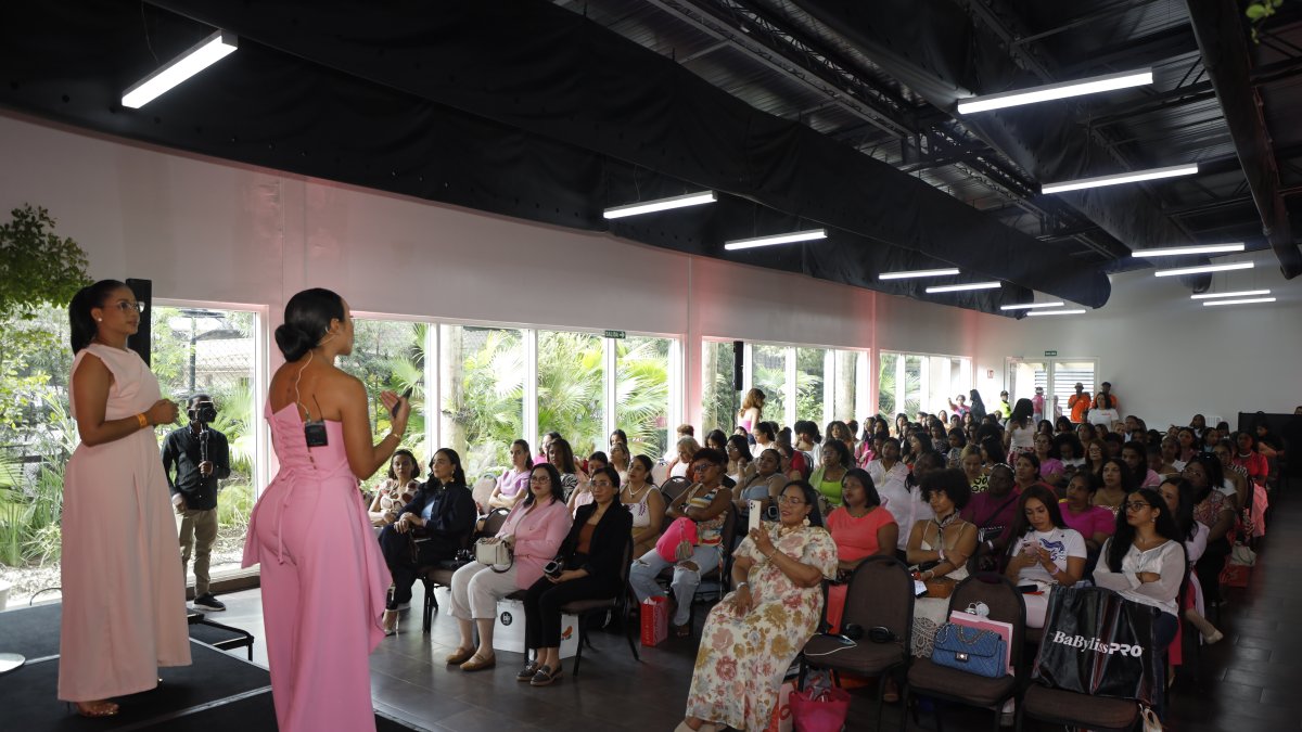Éxito rotundo en el taller "El Poder de la Mujer" en Days to Shine República Dominicana