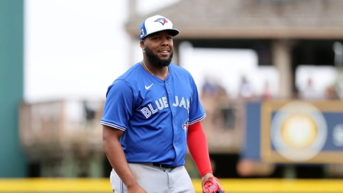 Vladimir Guerrero Jr. es un “mago” a la defensa.