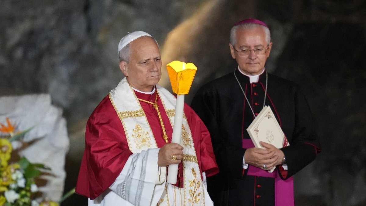 El papa León XIV celebró una gran misa en Lourdes.