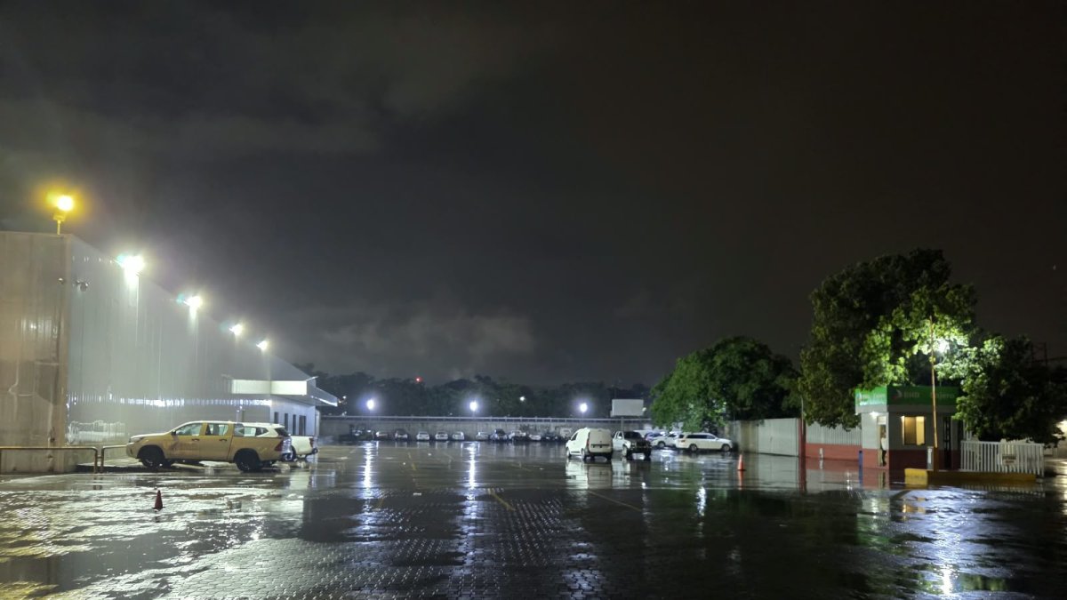 Alerta amarilla en el Gran Santo Domingo por onda tropical y vaguada