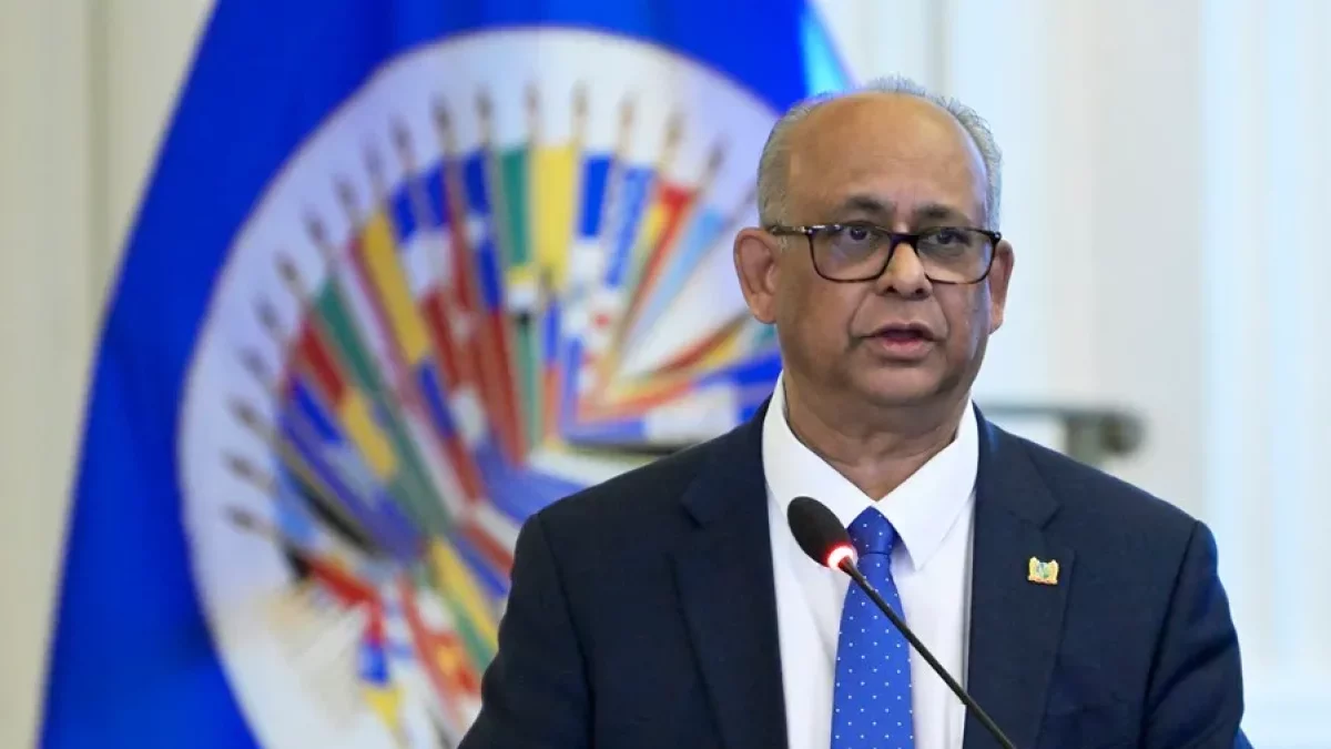 Albert Ramdin