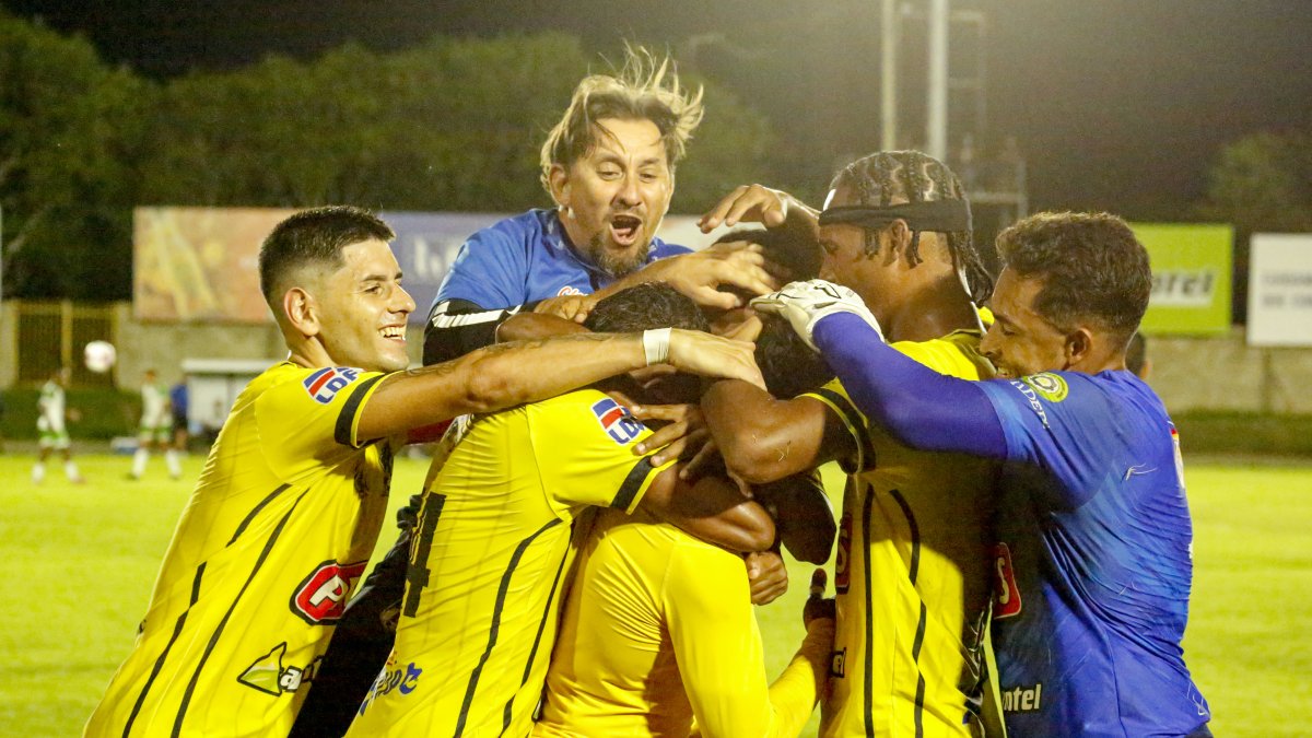 MOCA FC vence a Jarabacoa con chilena en el último suspiro y suma tres ...