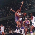 Eduardo Gómez en acción finales TBS, Club Naco vs San Lázaro Palacio de Los Deportes.