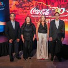Ejecutivos de Sistema Coca-Cola en la celebración