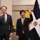 El embajador de Japón, Hayakawa Osamu y el viceministro Hugo Rivera. Foto: Olga de la Cruz