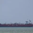 Vista de un buque petrolero, este 15 de abril de 2026. EFE/Fazry Ismail
