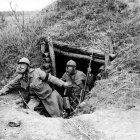 Soldados australianos con máscaras antigás en los alrededores de Ypres.

Foto: Frank Hurley / CC.