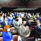 Diputados hacen minuto de silencio por muerte de artista Charley Amarante.  Hoy/Fuente Externa 13/04/21