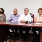 Gremios que vigilan carácter público del hospital