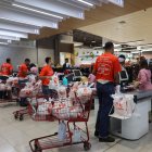 Recorrido a tiendas y súper mercados para ver cómo se preparan para la semana Santa. Hoy/ Arlenis Castillo/15/03/24