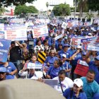 En fotos: ¡Con un gran contingente policial! Así fueron recibidos decenas de profesores  de la ADP 