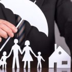 Glass lamentó que en este proyecto de ley no se quitará el impuesto al seguro de vida.