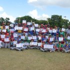Luis Mercedes (izq) junto a los jugadores galardonados