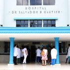 Paro convocado por el Colegio Médico Dominicano (CMD),en los hospitales y las Sociedades Médicas Especializadas del pais,(clinicas privada) por 12 horas,en la foto hospital Salvador B Gautier/foto José de León