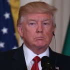 "Si no la obtiene, no durará mucho. Queremos asegurarnos de no tener que volver a la normalidad cada 10 años, cuando no hay un presidente como yo que lo haga", dijo Donald Trump.