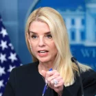 Pam Bondi exfiscal